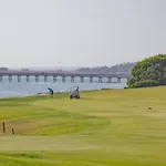 Sunny Haven Апартаменты